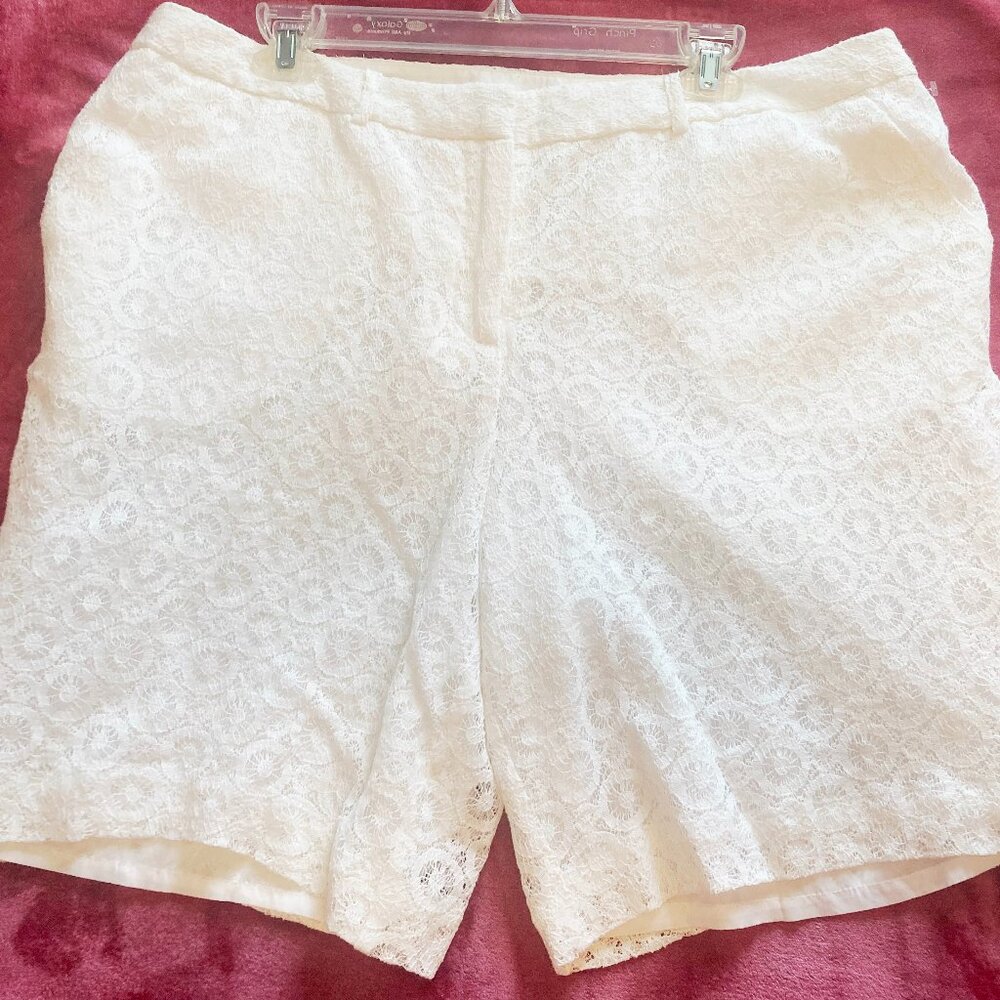 New Womens WORTHINGTON stretch modern fit white shorts with Lining 16 W